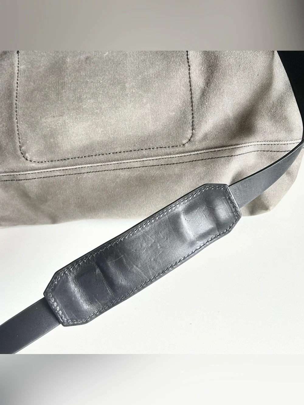 Banana Republic Vintage Style Messenger Bag Tote
